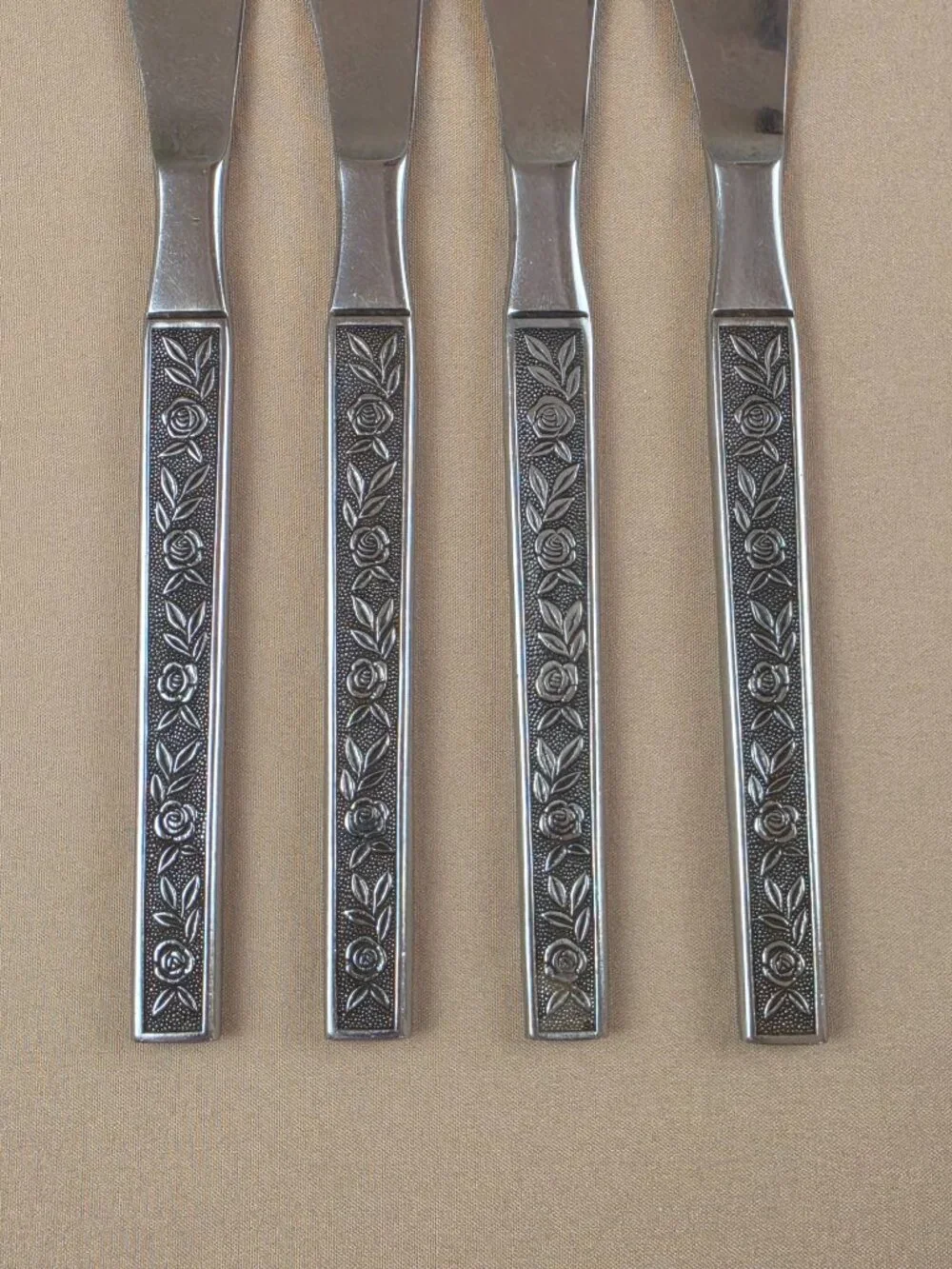 Vtg Interpur MEXICALY ROSE 4 Knives Silverware Flatware Stainless Steel JAPAN
